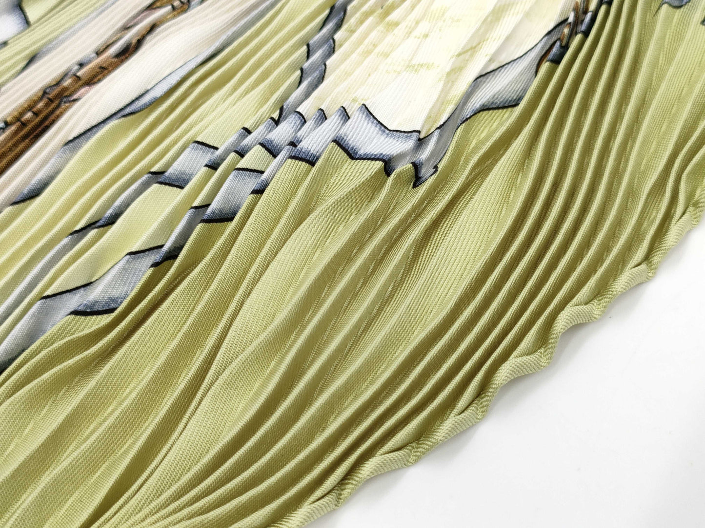 HERMES Scarves and other accessories