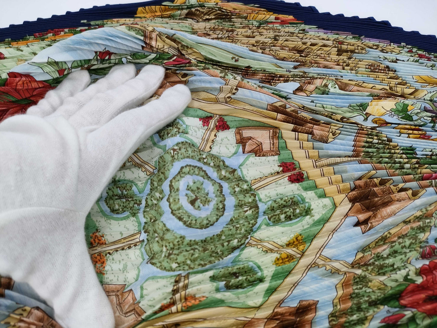HERMES Carre Pleated Scarf Scarf