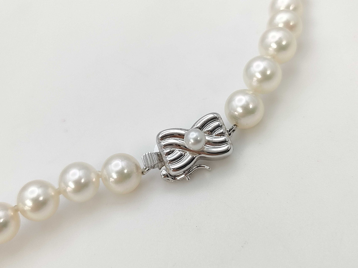 TASAKI Pearl Diameter Approx. 7.2-7.5mm SV 32.3g/ Pearl Diameter Approx. 8.5mm D0.06ct PT900 6.4g/ Pearl Diameter Approx. 7.4-7.7mm METAL/K14WG 2.0gOther Accessories