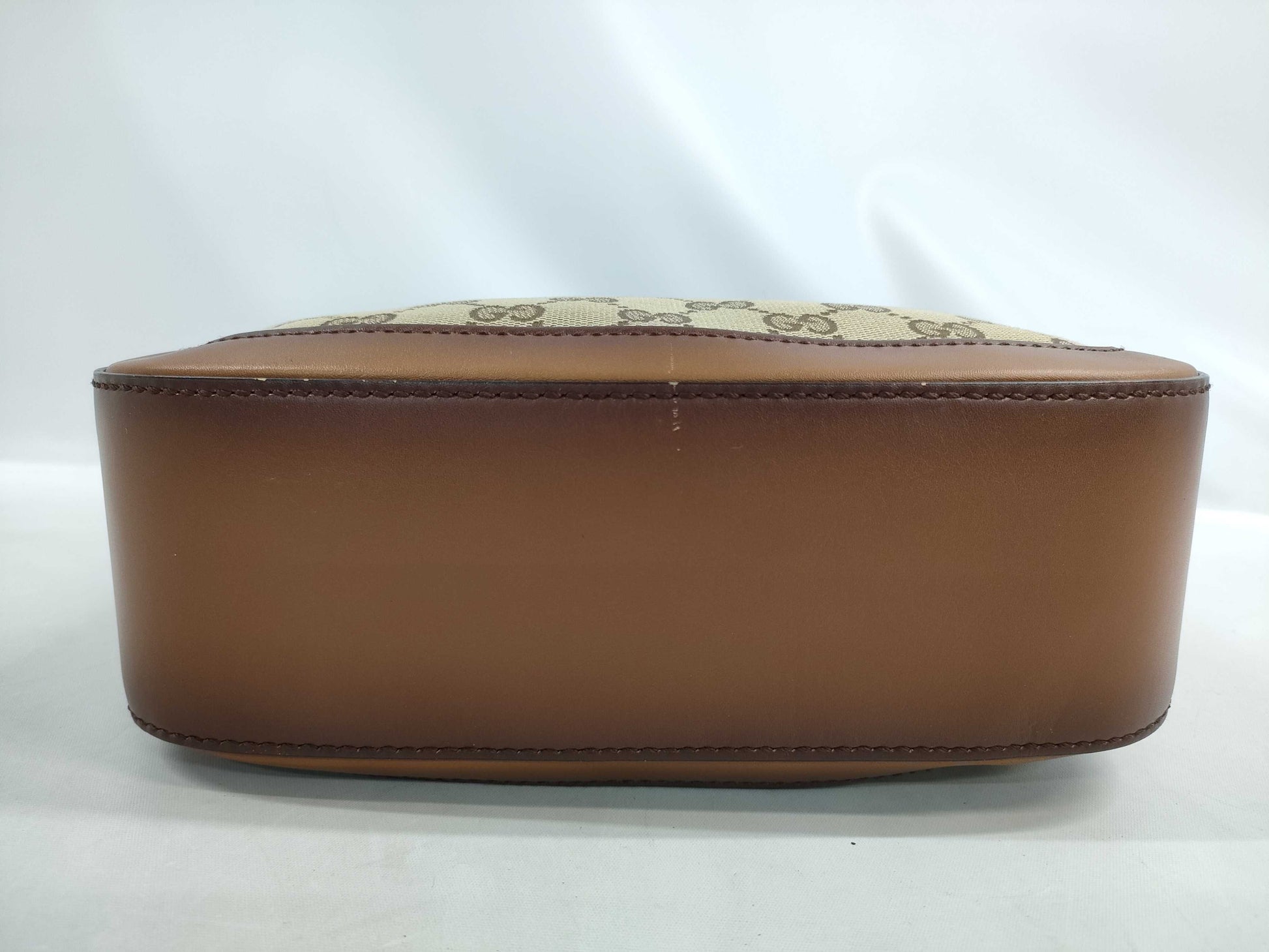 GUCCI GG Supreme Horsebit 1955 Shoulder Bag