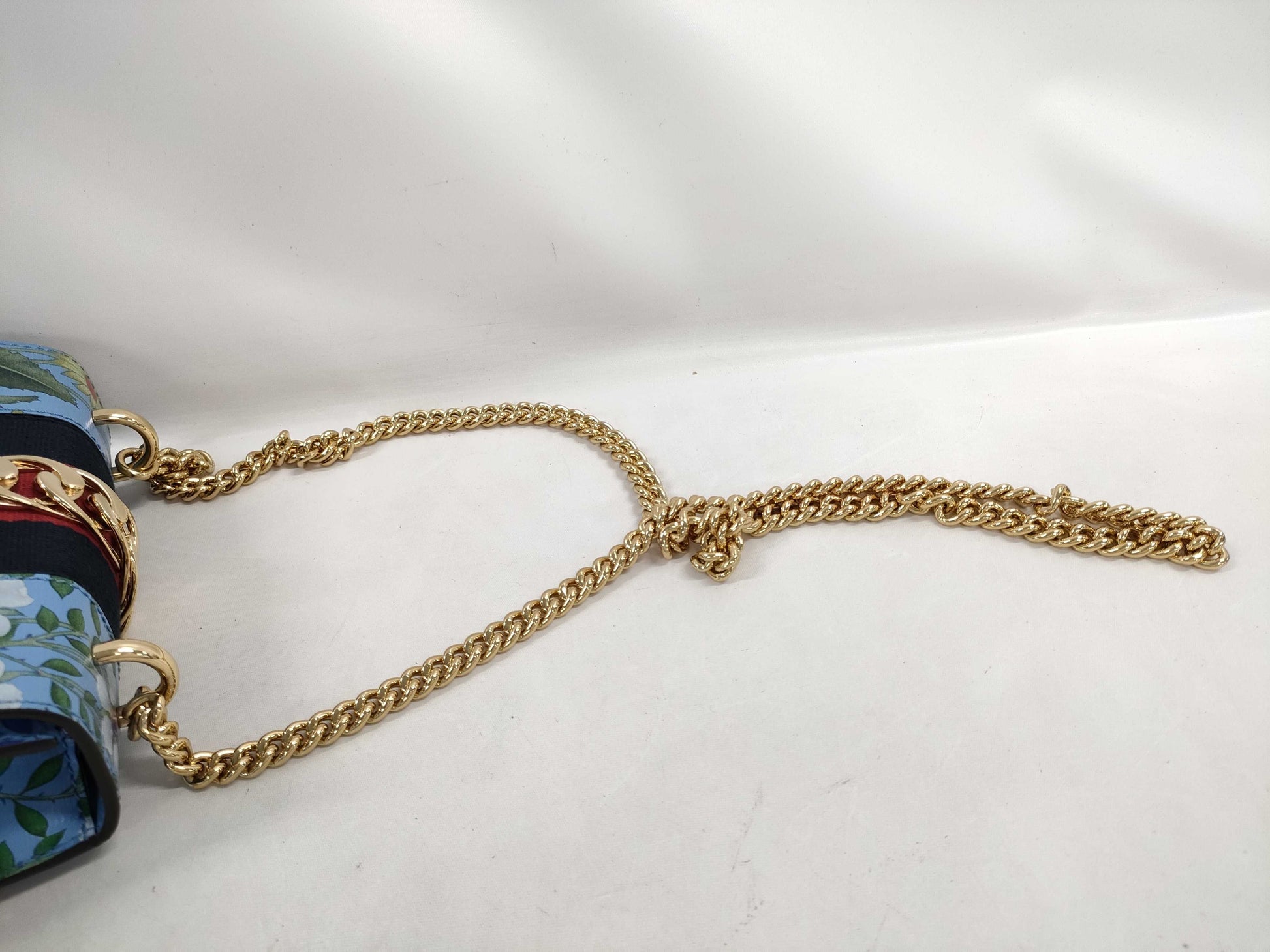 GUCCI Sylvie Shoulder Bag