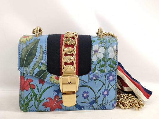 GUCCI Sylvie Shoulder Bag