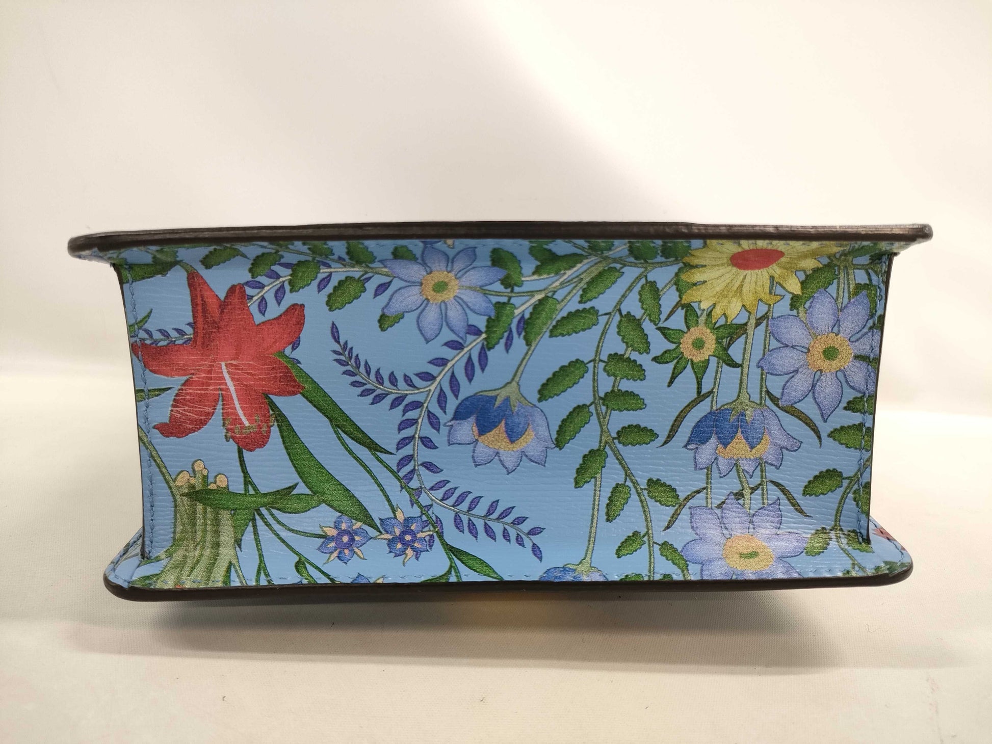 GUCCI Sylvie Shoulder Bag