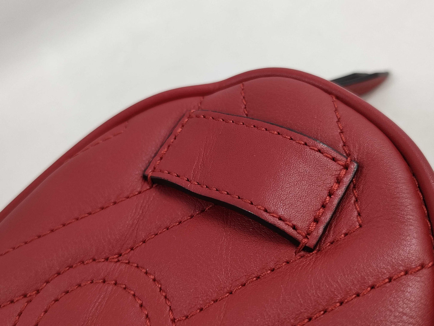 GUCCI GG Marmont Pouch