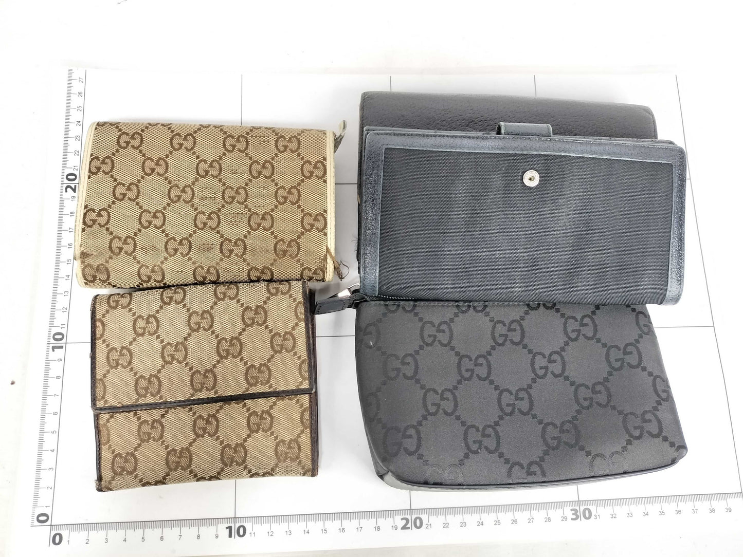 GUCCI GG Canvas Wallet 5-Piece Set
