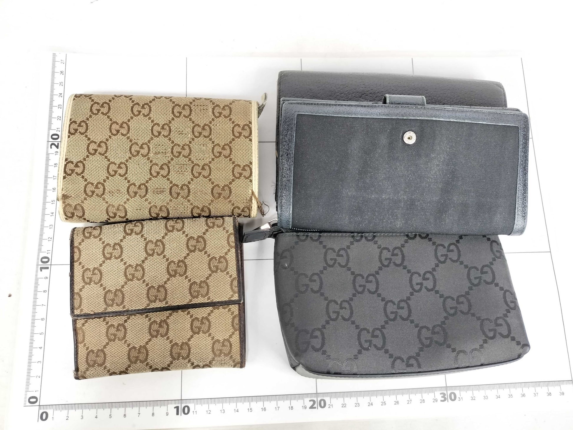 GUCCI GG Canvas Wallet 5-Piece Set