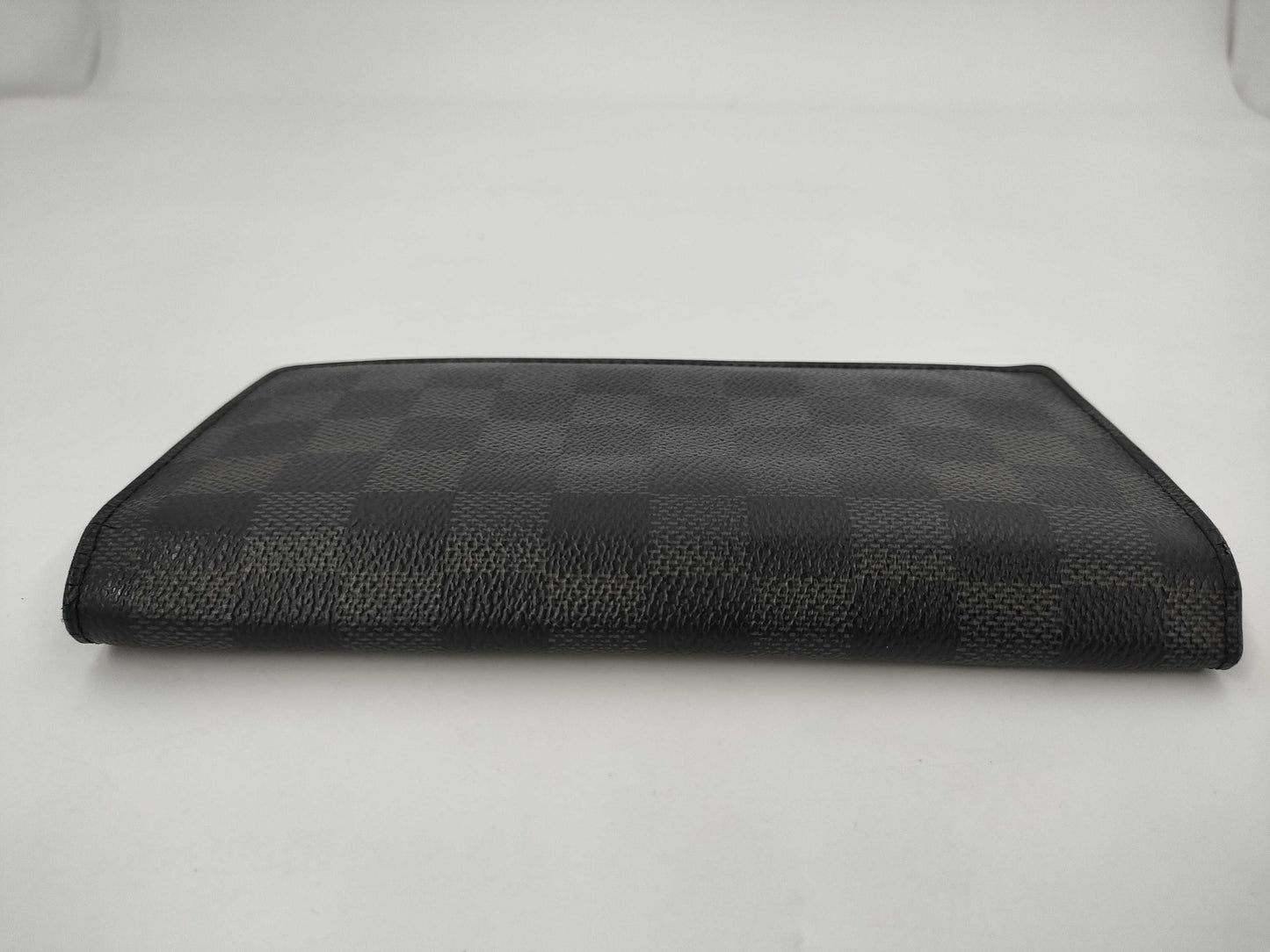 LOUIS VUITTON Vuitton Damier Graffit N62665 Porte-Feuille Brazza Wallet Wallet