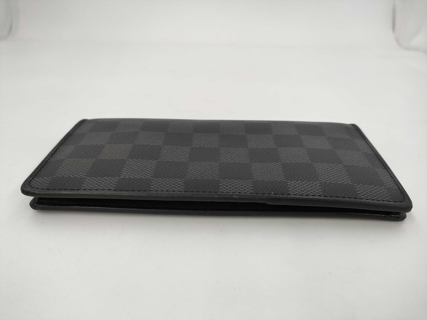 LOUIS VUITTON Vuitton Damier Graffit N62665 Porte-Feuille Brazza Wallet Wallet