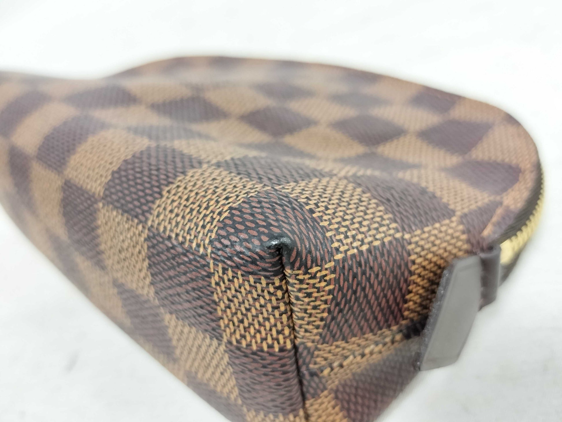 LOUIS VUITTON Damier Cosmetic PM Monogram Pouch N47516