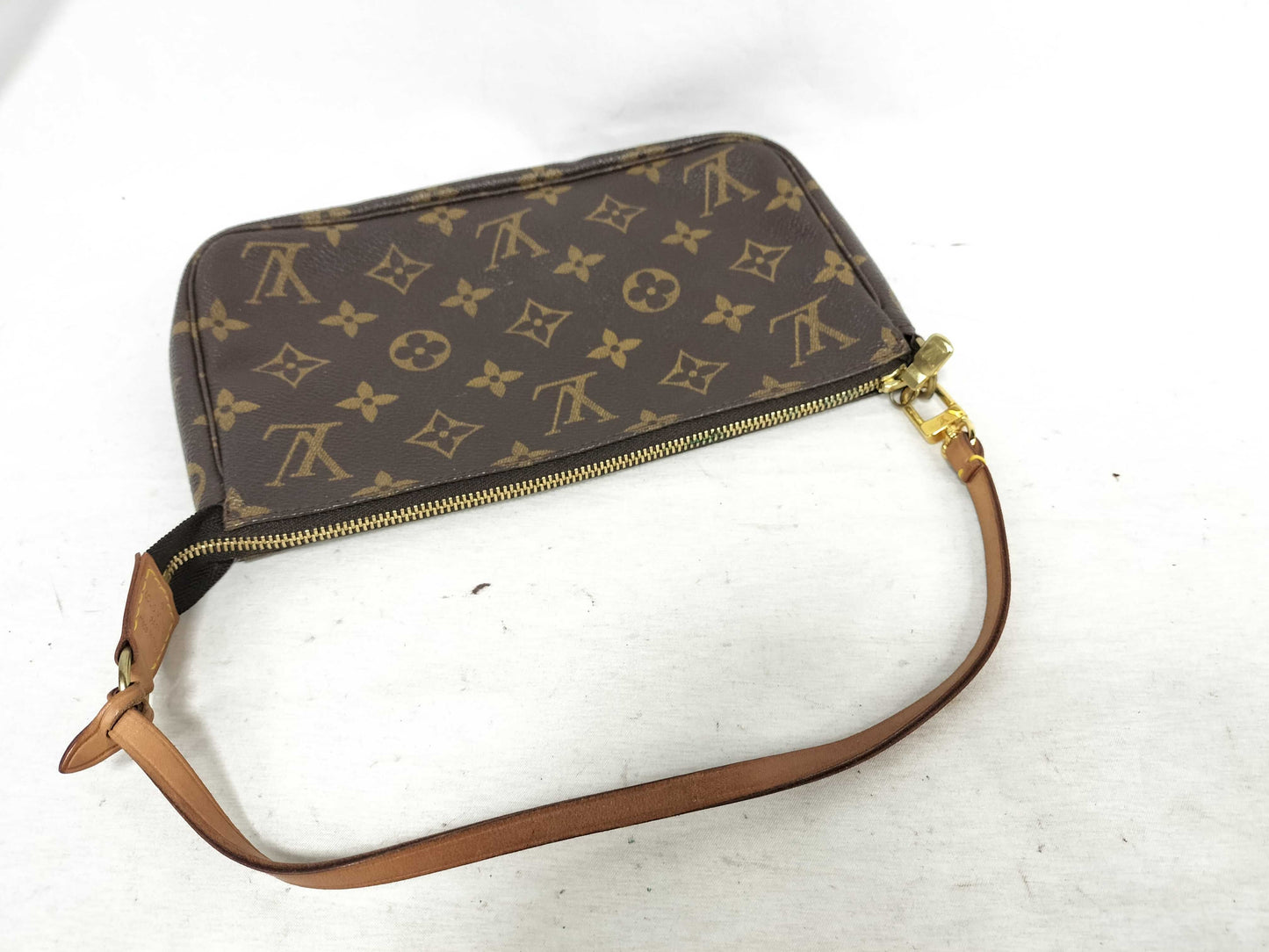 LOUIS VUITTON Monogram Pochette Accessoires M51980 Pouch Handbag