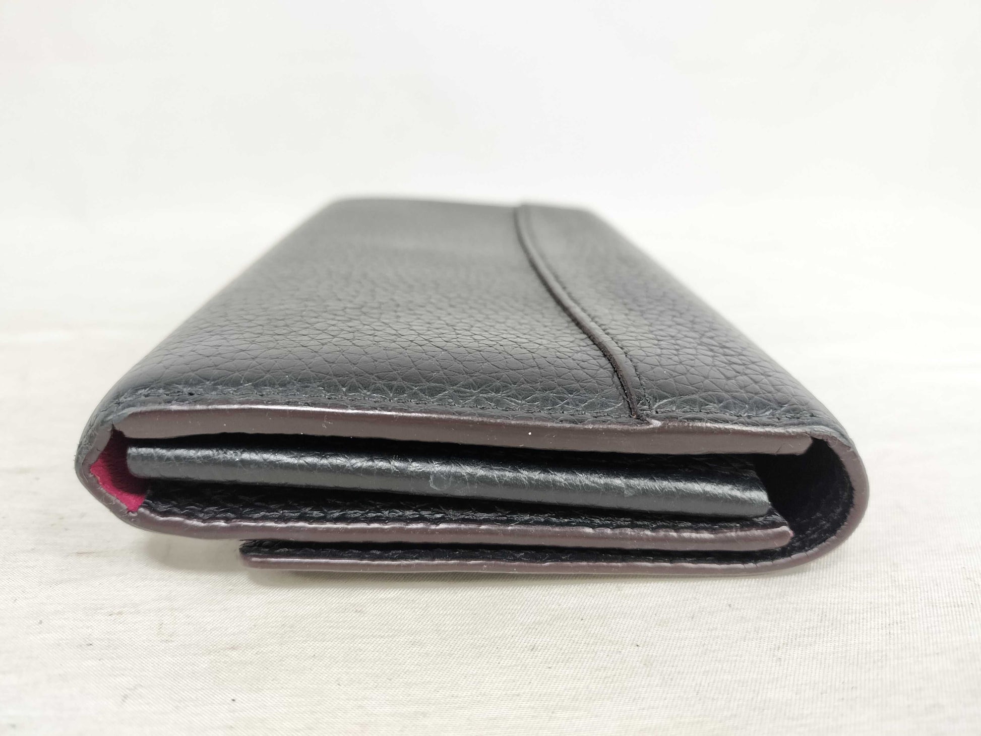 LOUIS VUITTON Taurillon Portefeuille Capucines Noir M61248 Wallet