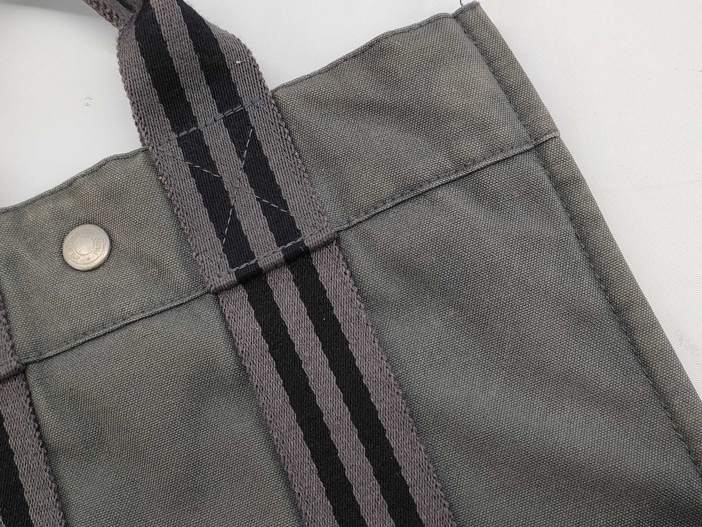 HERMES Ale Line Fool Toe 4-Piece Bag