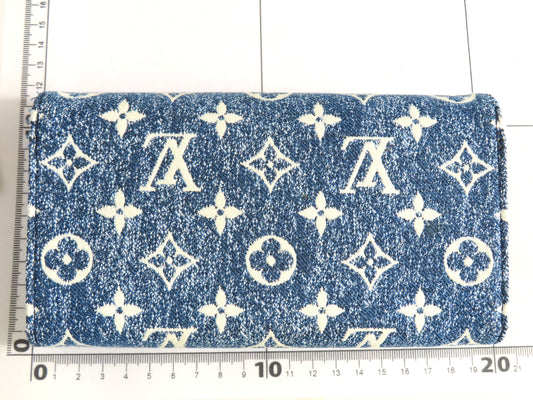 LOUIS VUITTON Monogram Denim M81183 RFID Jacquard Portefeuille Sarah Wallet