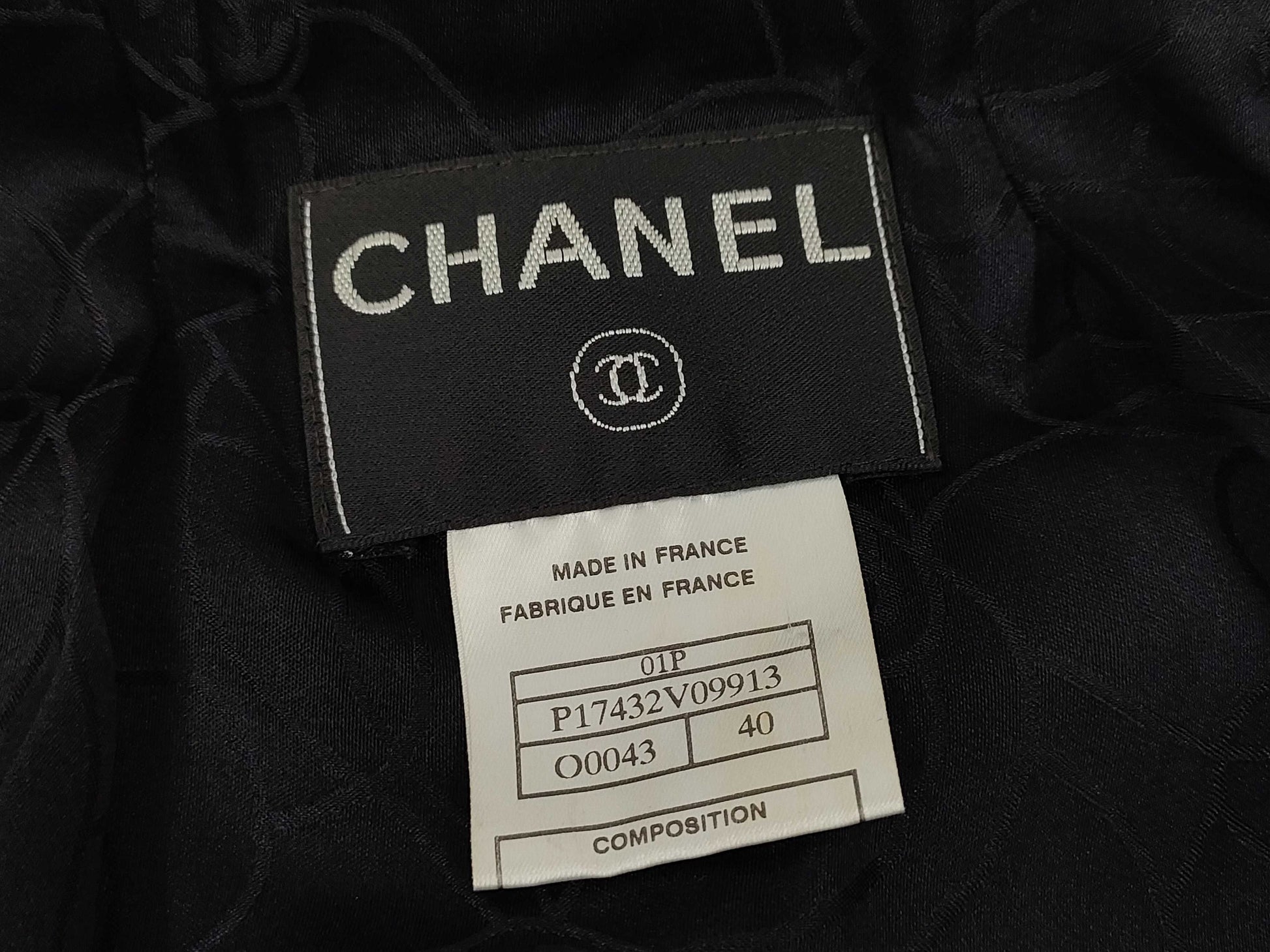 CHANEL Size 40 M P17432 01P Jacket