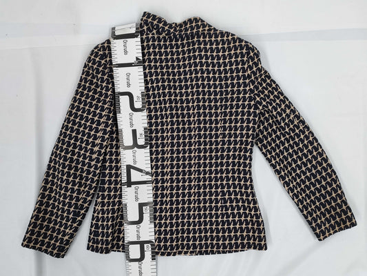 CHANEL Size 40 M P17432 01P Jacket