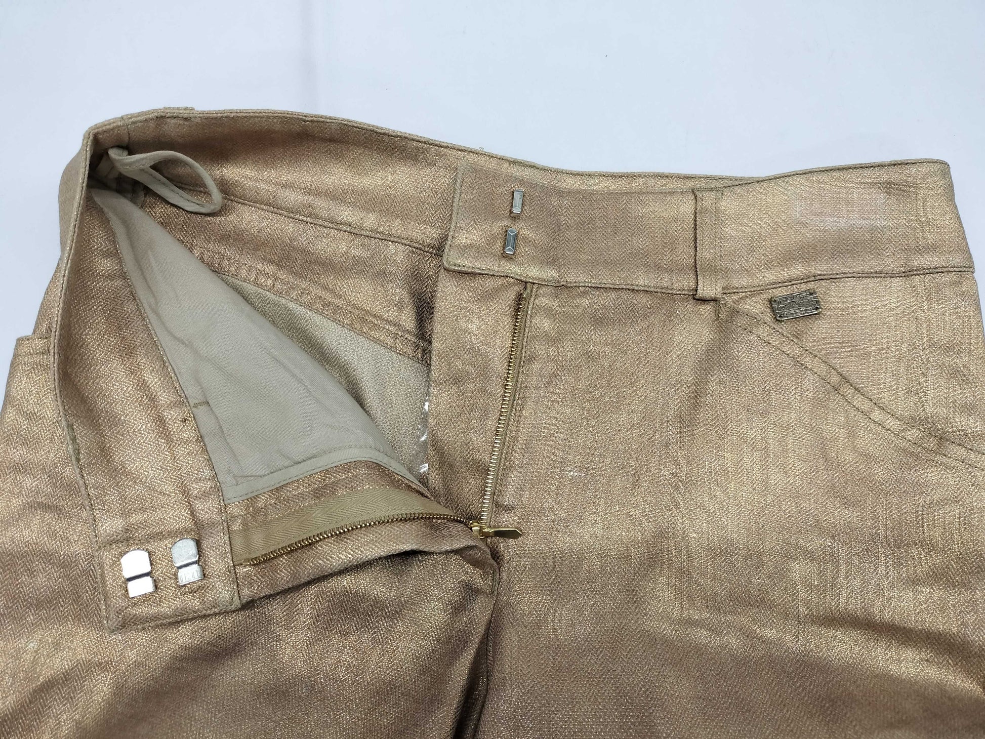 CHANEL Unused CHANEL Silk Engraved 38 Pants