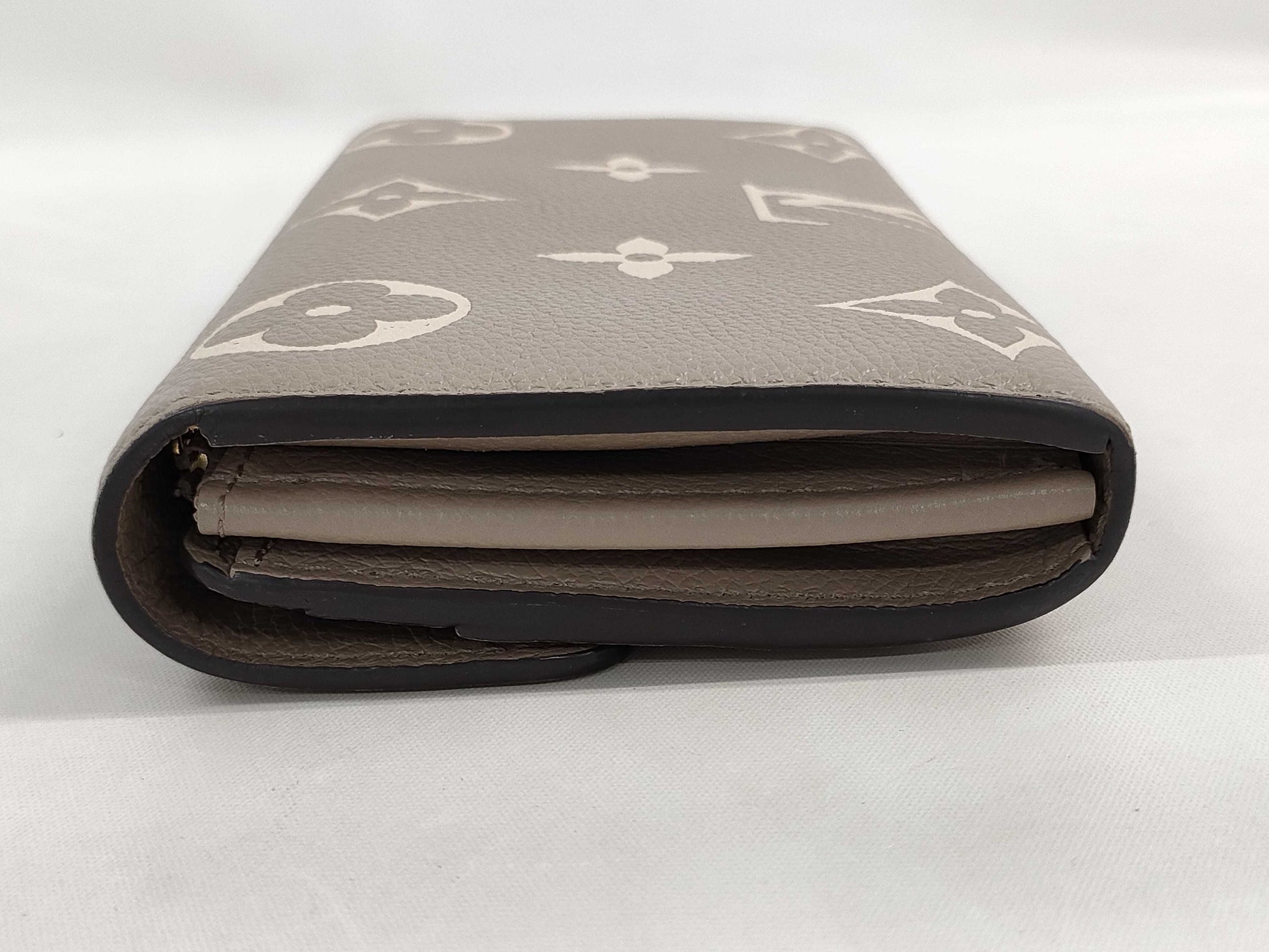 LOUIS VUITTON Portefeuille Sarah Empreinte Wallet