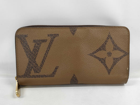 LOUIS VUITTON Louis Vuitton Zippy Wallet Monogram Reverse Giant Wallet