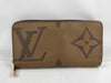 LOUIS VUITTON Louis Vuitton Zippy Wallet Monogram Reverse Giant Wallet
