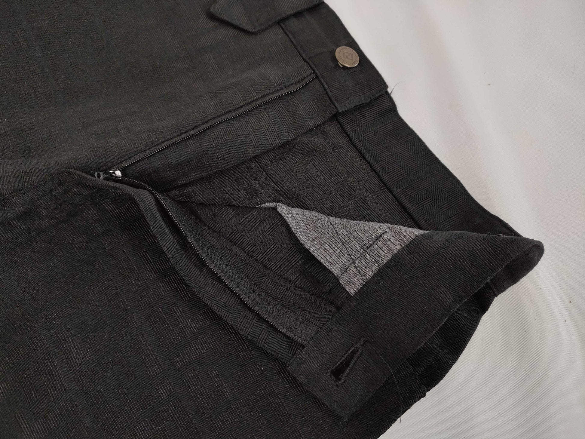 FENDI 42 Cropped Pants