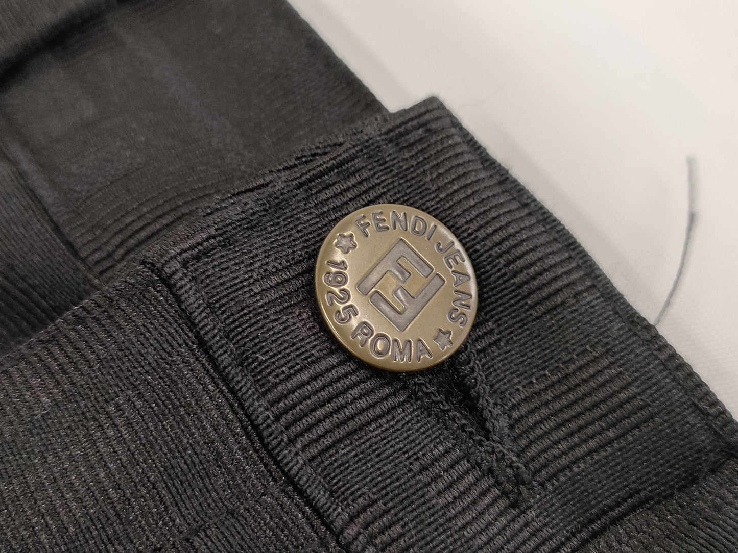 FENDI 42 Cropped Pants