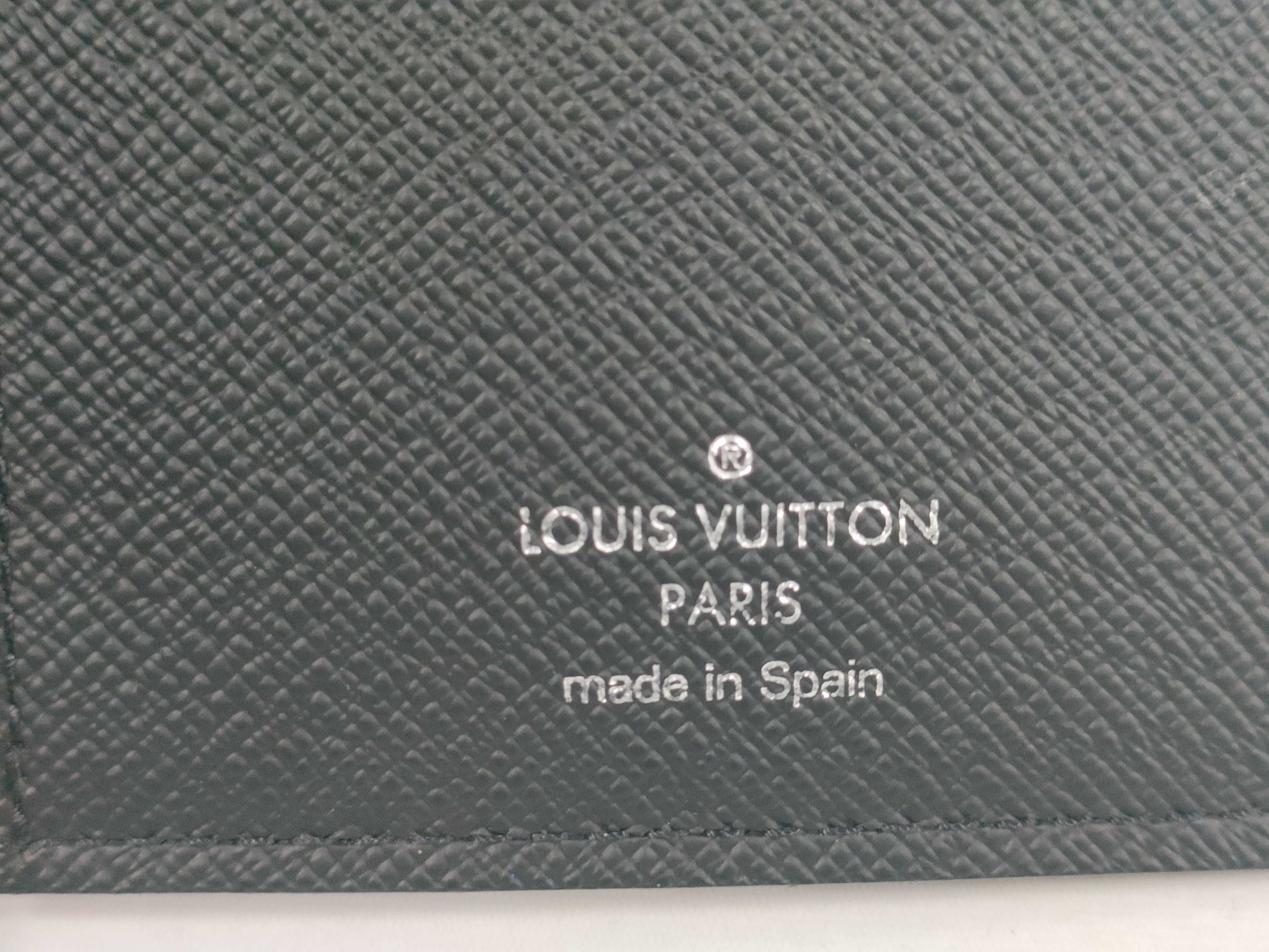 LOUIS VUITTON Monogram Eclipse Portefeuille Brazza Wallet M61697 RFID Box Wallet