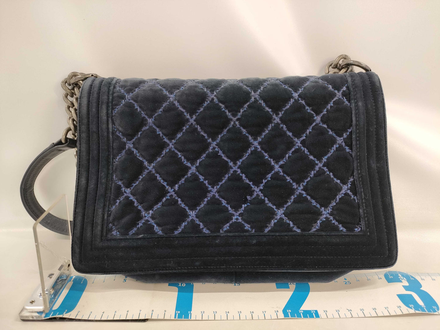 CHANEL Chain 19930883 Suede No. 1 Shoulder Bag