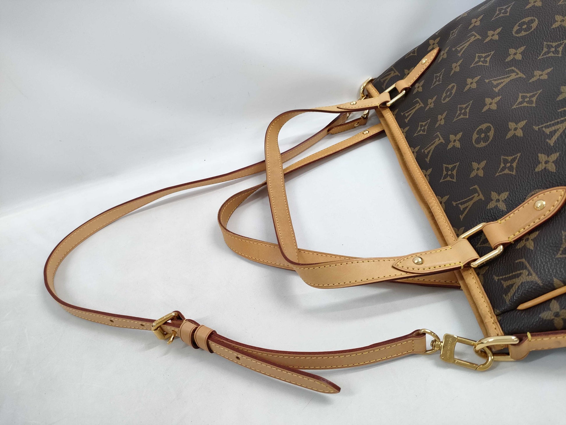 LOUIS VUITTON Estrel shoulder bag
