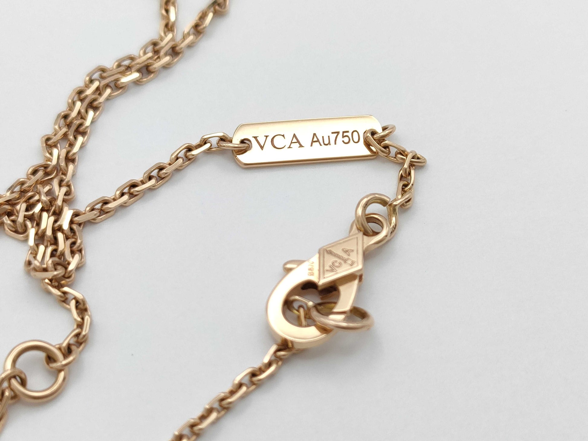 Van Cleef&Arpels Vintage Alhambra Grey Mother-of-Pearl PG Au750 5.3g Necklace