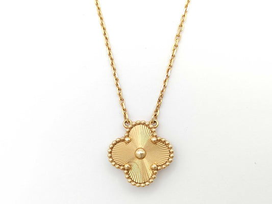 Van Cleef&Arpels Vintage Alhambra Guilloche YG Au750 6.5g Necklace