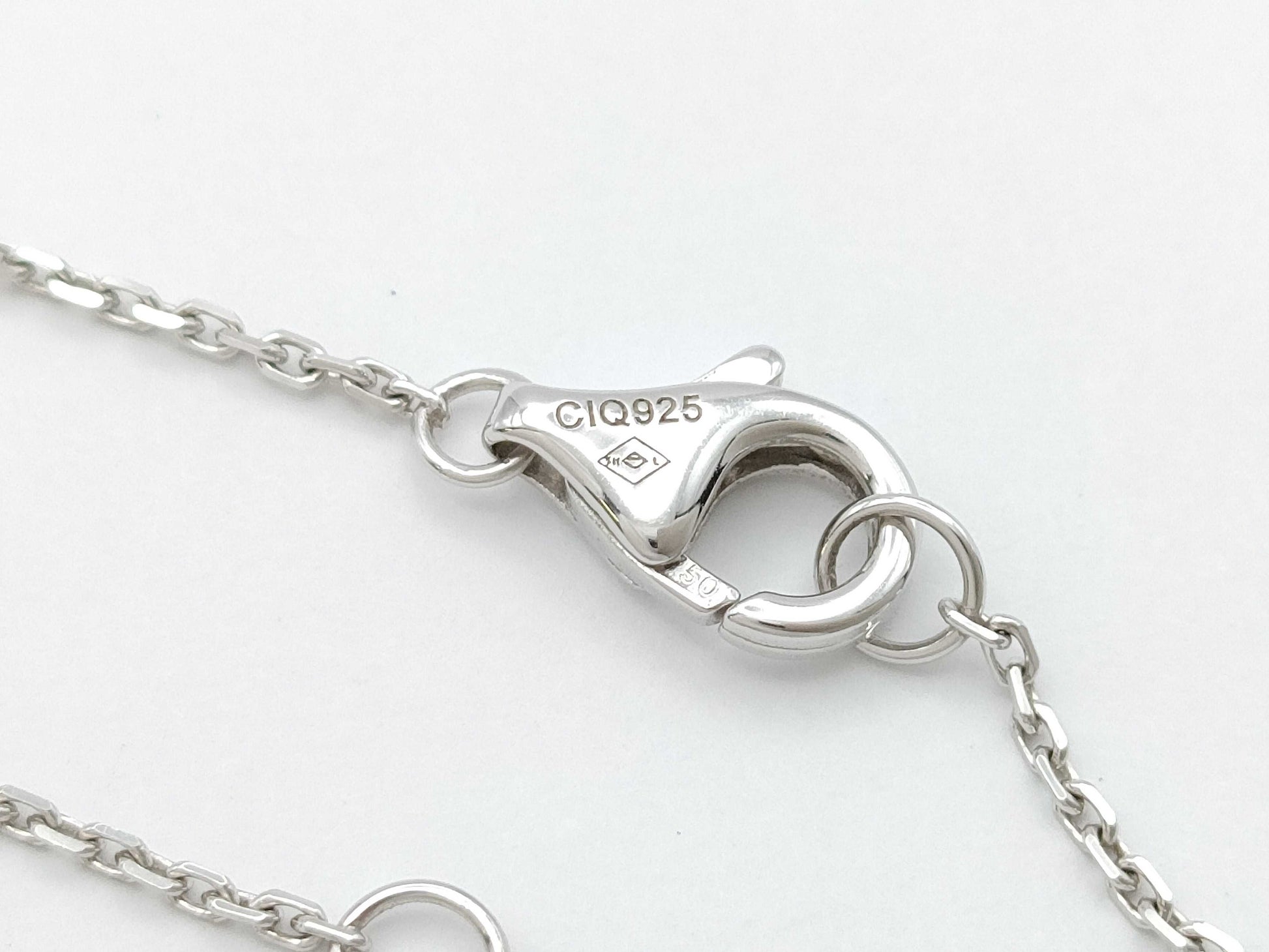 Cartier Amulet Diamond WG Au750 4.8g Necklace