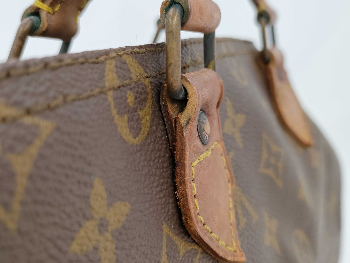 LOUIS VUITTON Louis Vuitton Speedy 30 Boston Bag