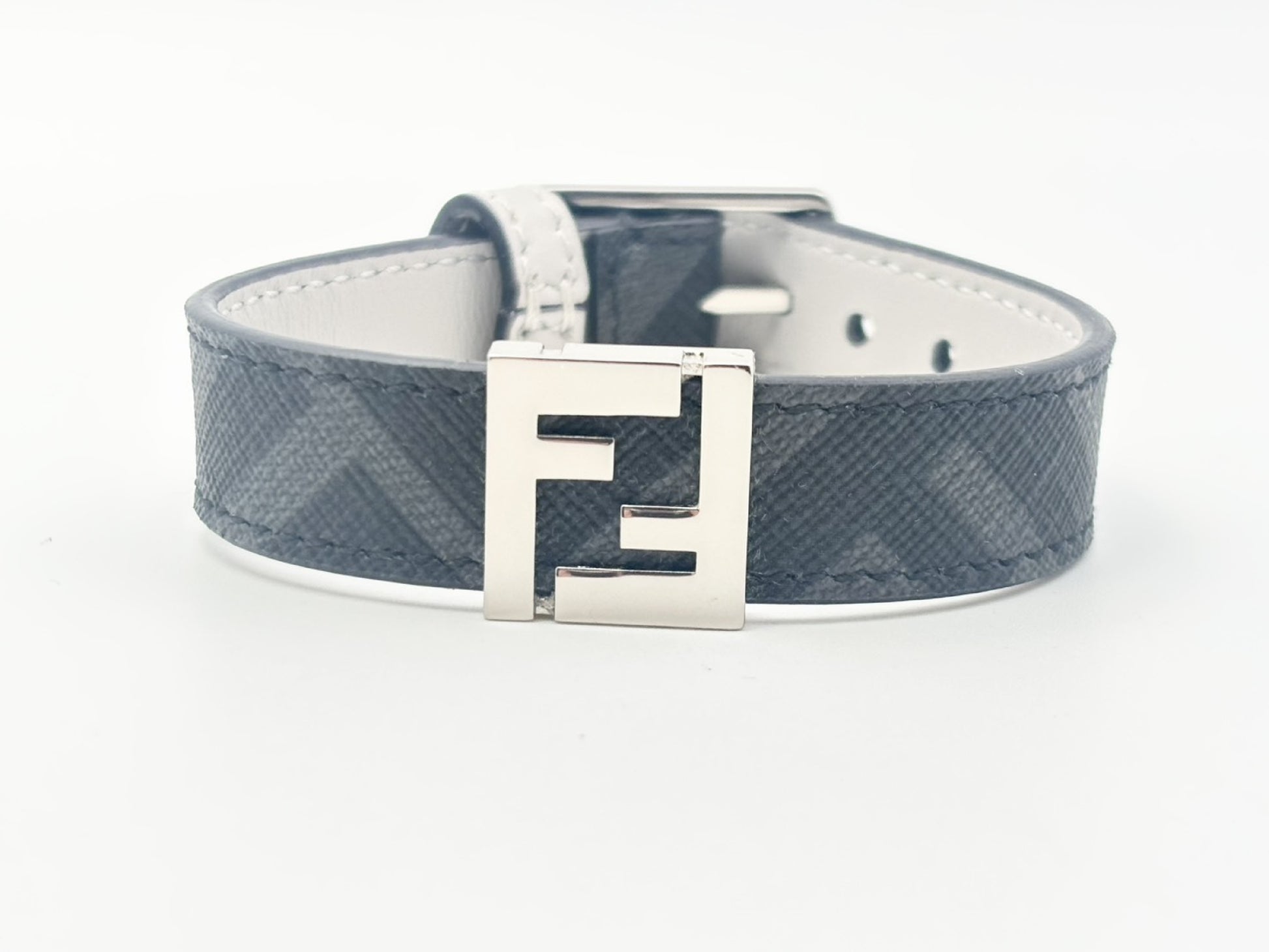 FENDI Fendi 7AJ682 FF Logo Reversible #S PVCx Leather Grey Current Bracelet Bangle