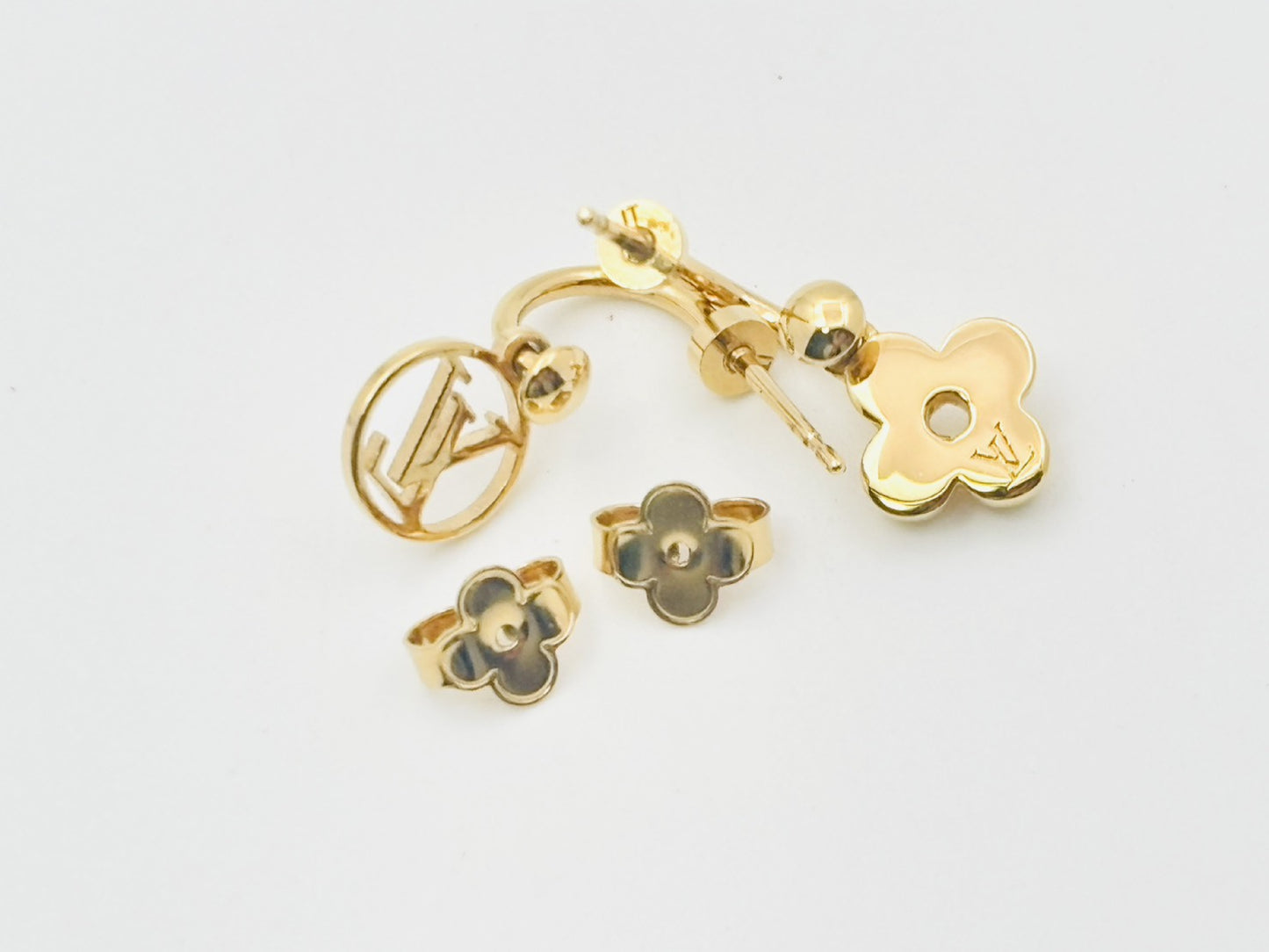 LOUIS VUITTON Vuitton M64859 Bookle Dreille Blooming Earrings