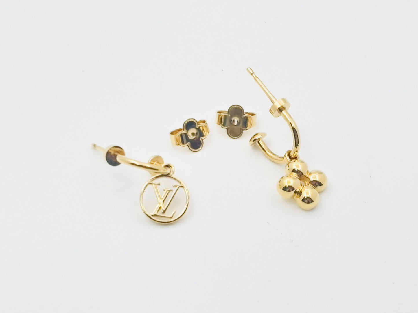 LOUIS VUITTON Vuitton M64859 Bookle Dreille Blooming Earrings