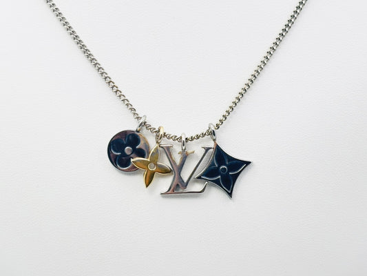 LOUIS VUITTON Vuitton M00521 Pendant LV Instinct RM4263 Necklace