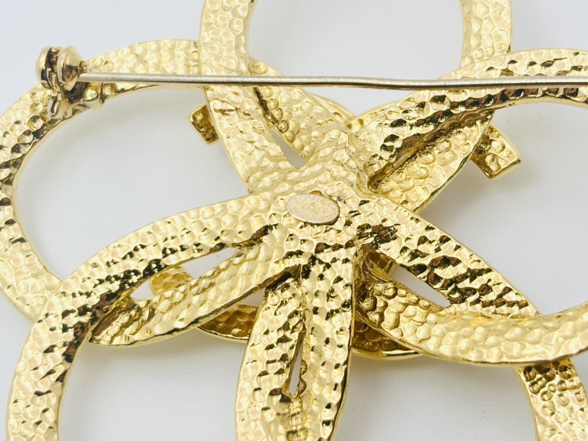 CHANEL Coco Mark Flower 96P Large Swing Brooch