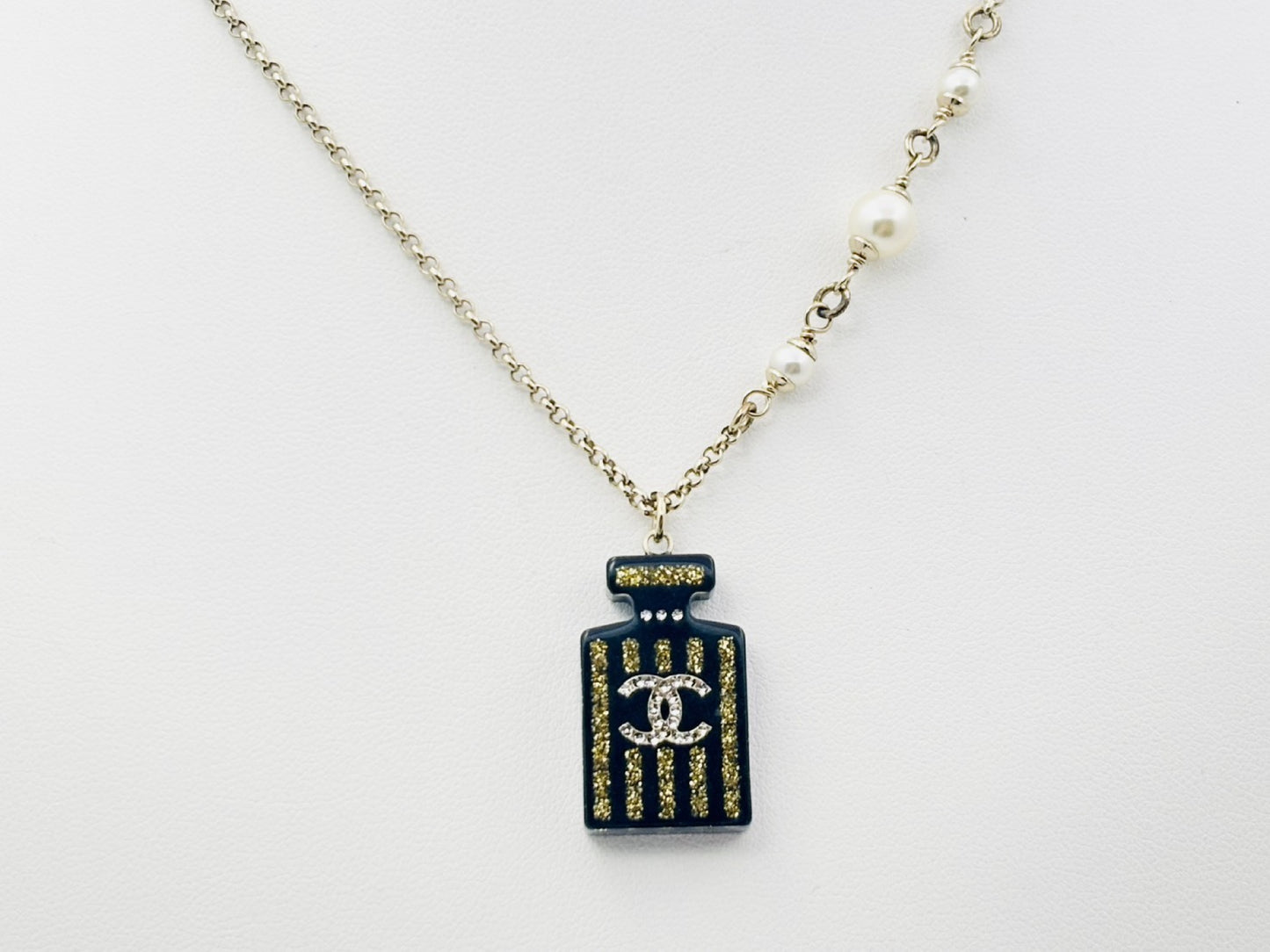 CHANEL Cocomark Perfume Bottle Perfume Faux Pearl 17A Resin Necklace