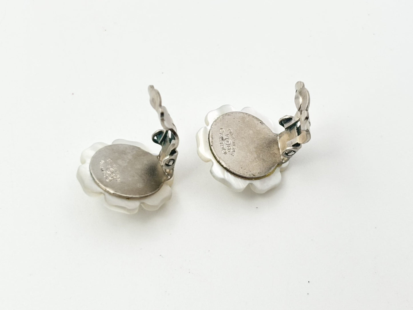 CHANEL Camellia Shell Pearl 98A Earrings