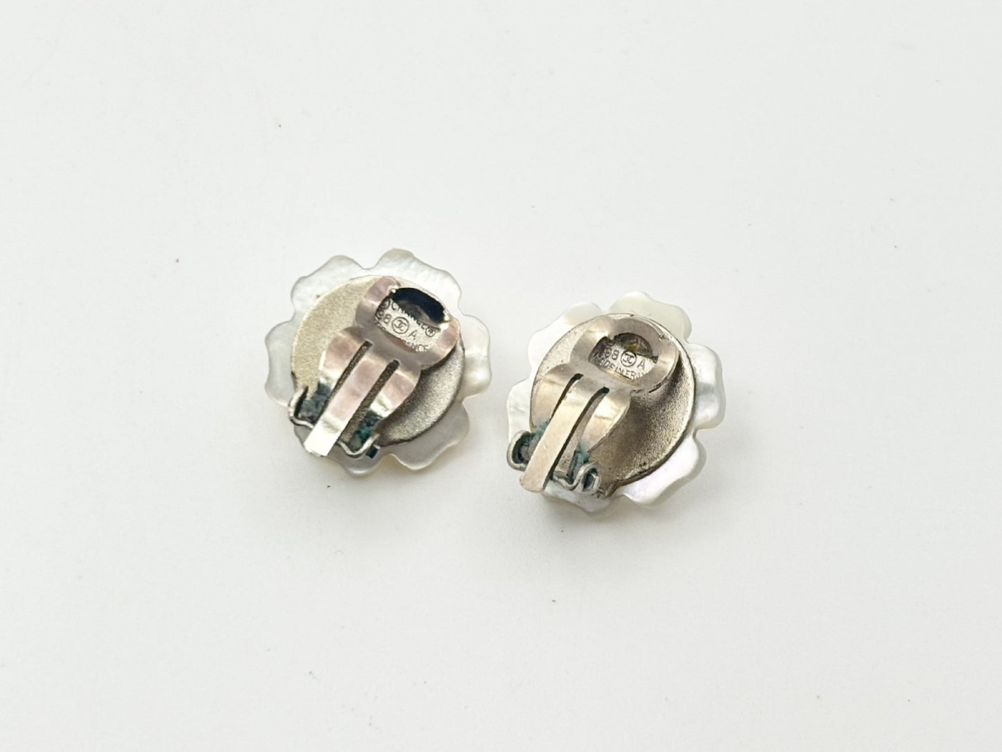 CHANEL Camellia Shell Pearl 98A Earrings