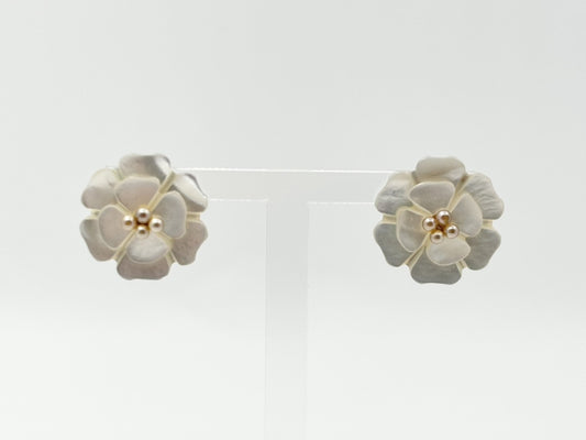 CHANEL Camellia Shell Pearl 98A Earrings
