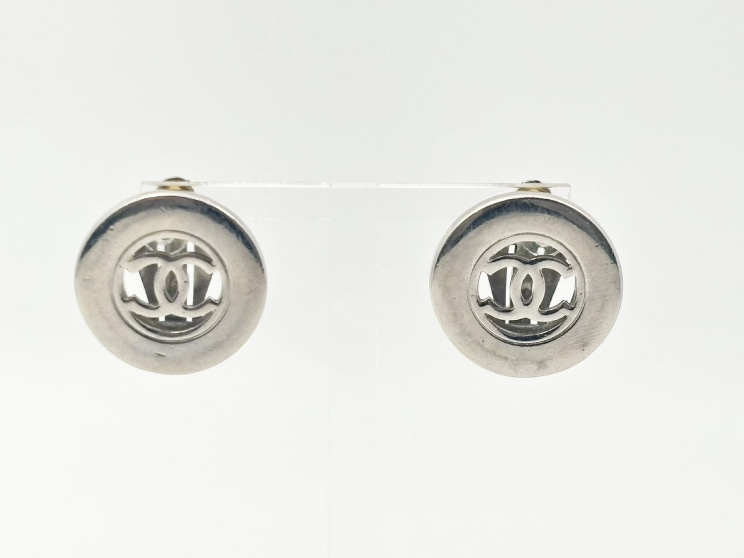 CHANEL Coco Mark Round Circle 97A Silver Earrings