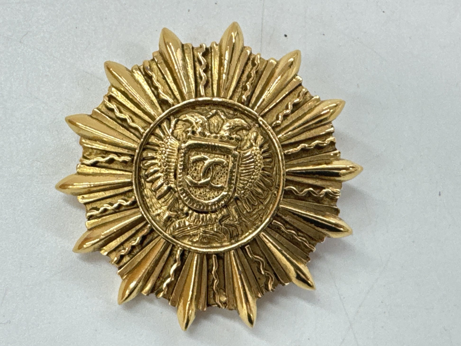 CHANEL Solar Motif Rice Brooch