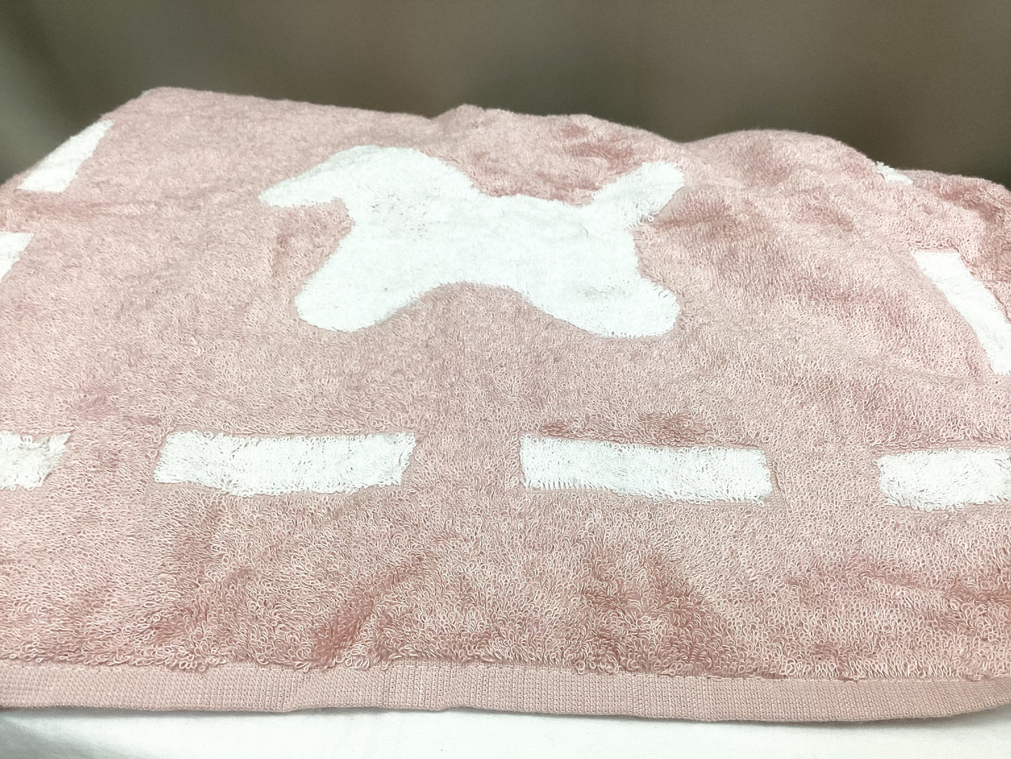 HERMES DADA Baby Rocking Horse Bath Mat/Bath Towel, Pink x White, 53cm x 92cm, Other Accessories