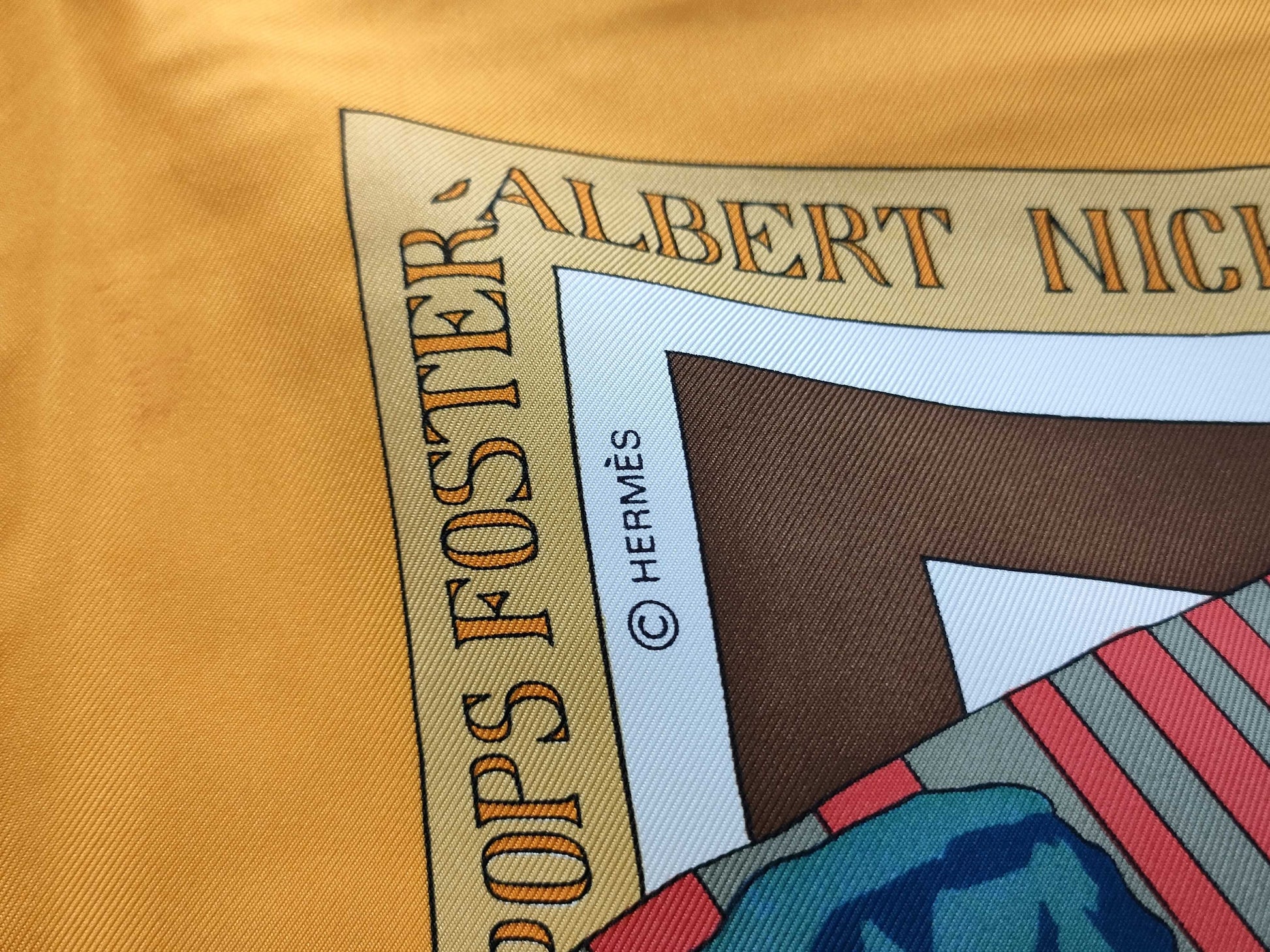 HERMES Carre90 Scarf