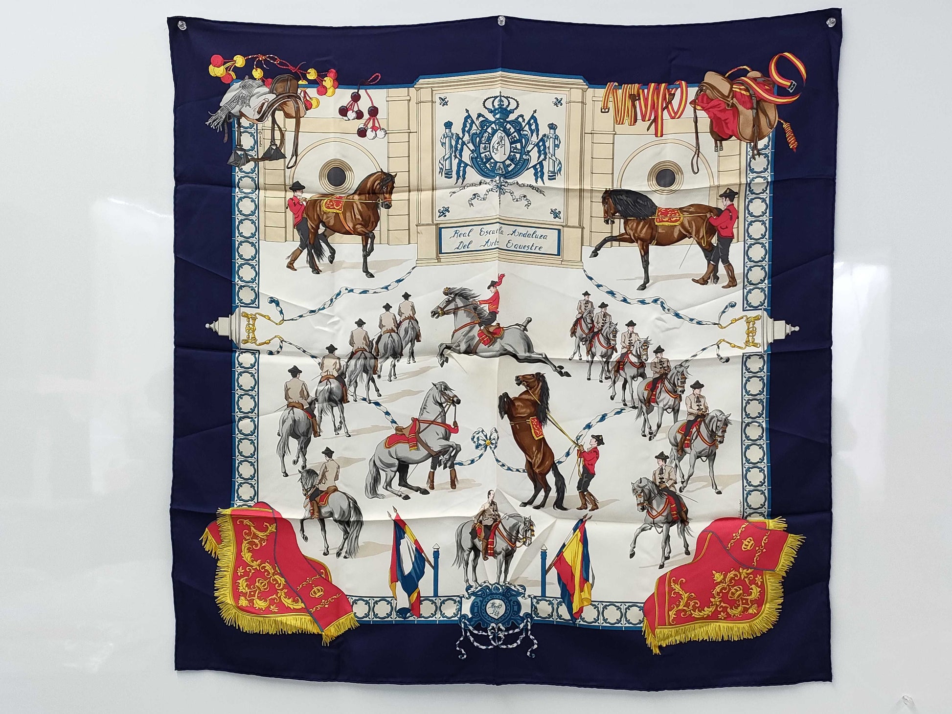 HERMES Carre90 Scarf