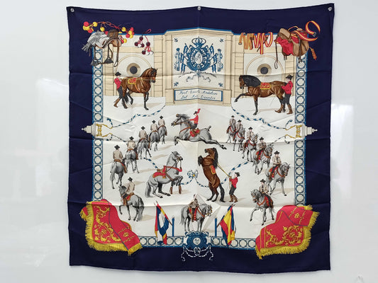 HERMES Carre90 Scarf