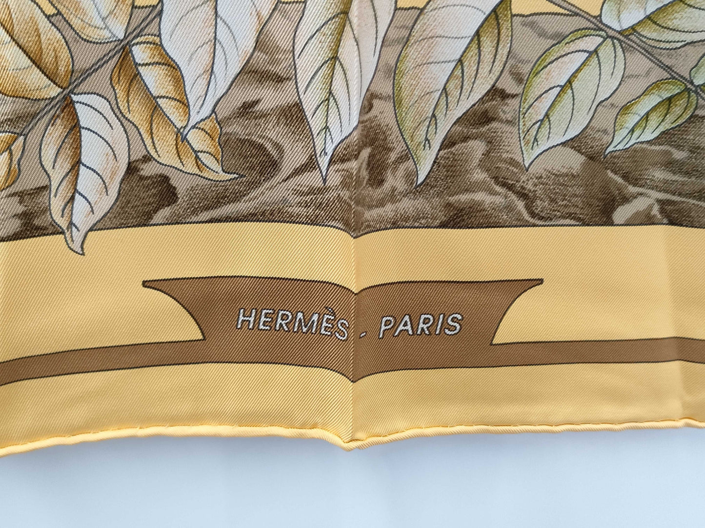 HERMES Carre90 Scarf