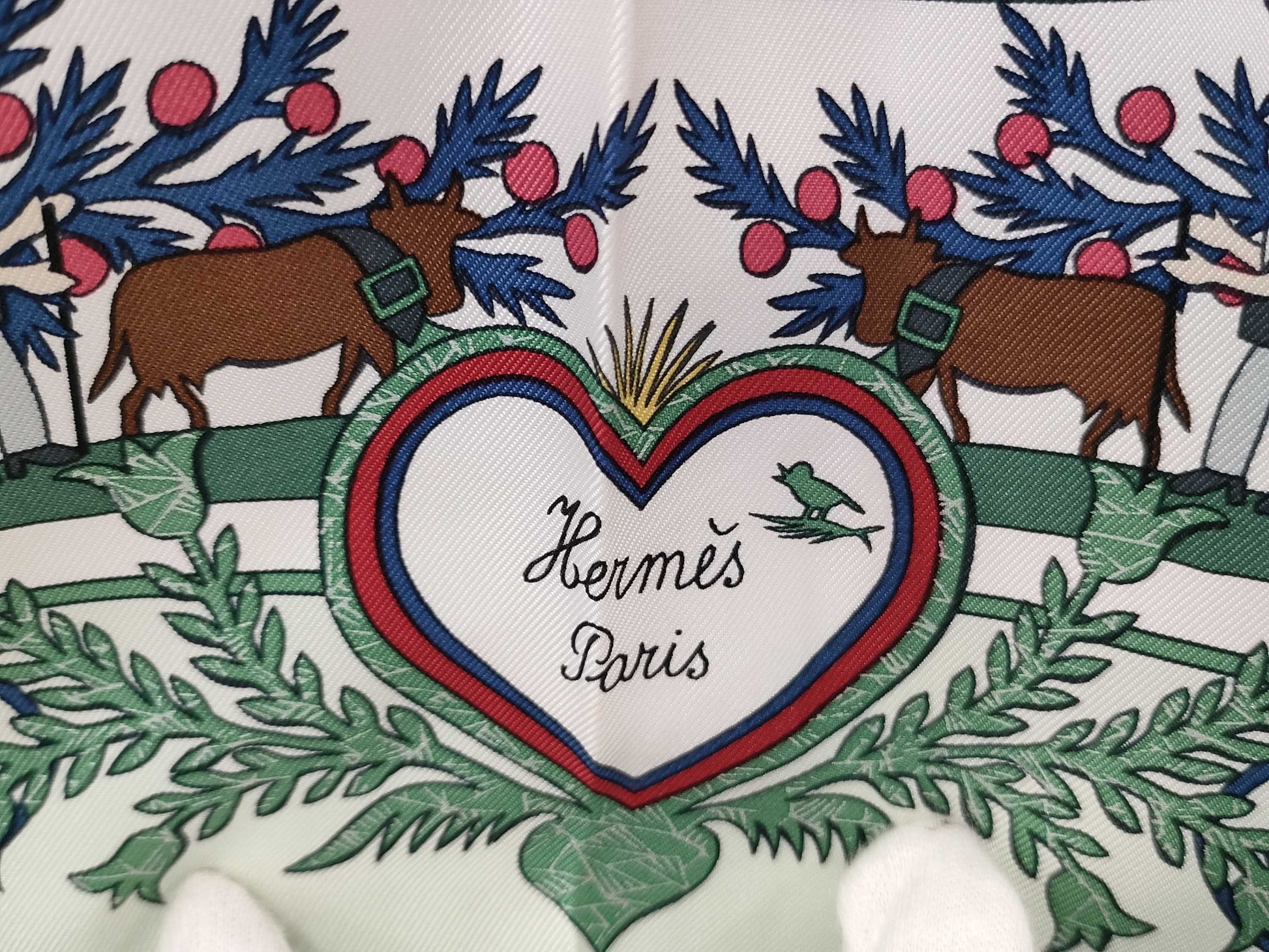 HERMES Carre90 Scarf