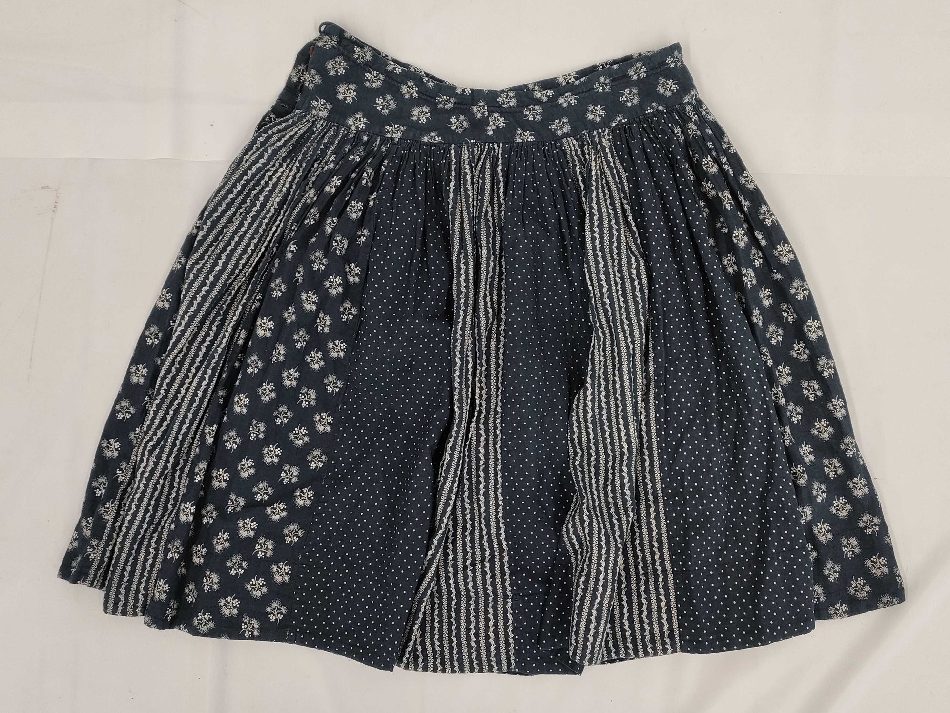 45R Forty-Five Navy YUKI COTTON 100% Size 3 Skirt